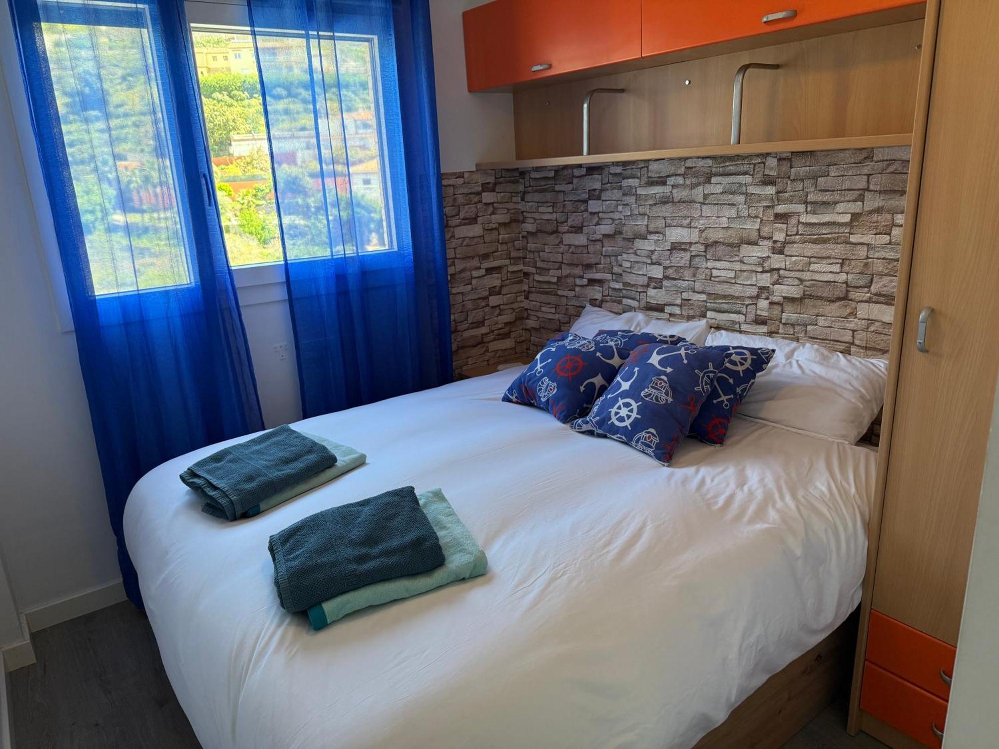 Appartement Atico 90m De Terraza, Jacuzzi Privado Y Cargador De Coche Electrico En Cabria, *