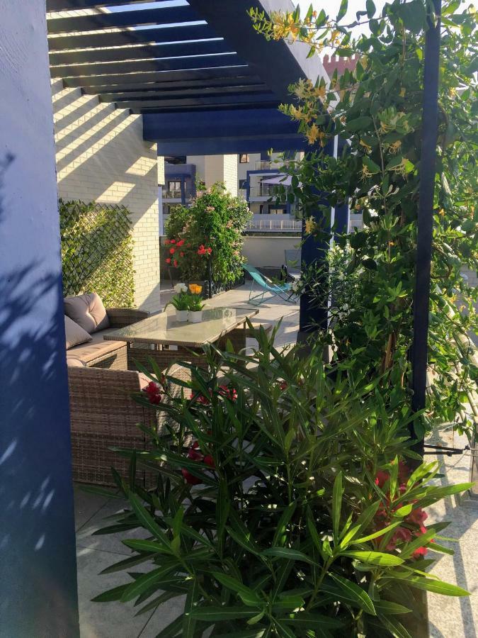 Atico 90m De Terraza, Jacuzzi Privado Y Cargador De Coche Electrico En Cabria, Almuñécar