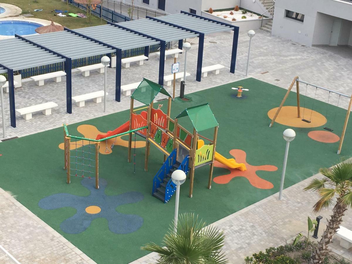 Atico 90m De Terraza, Jacuzzi Privado Y Cargador De Coche Electrico En Cabria, Apartment